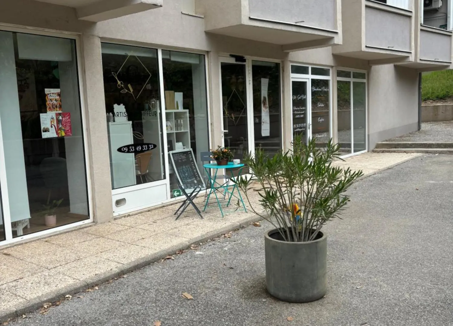 Greoux Apartment